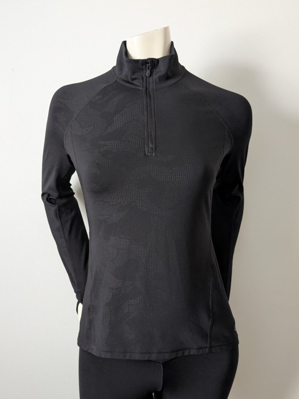 Gap Fit - Black Sculpt Compression Half-Zip Running Top - Size M